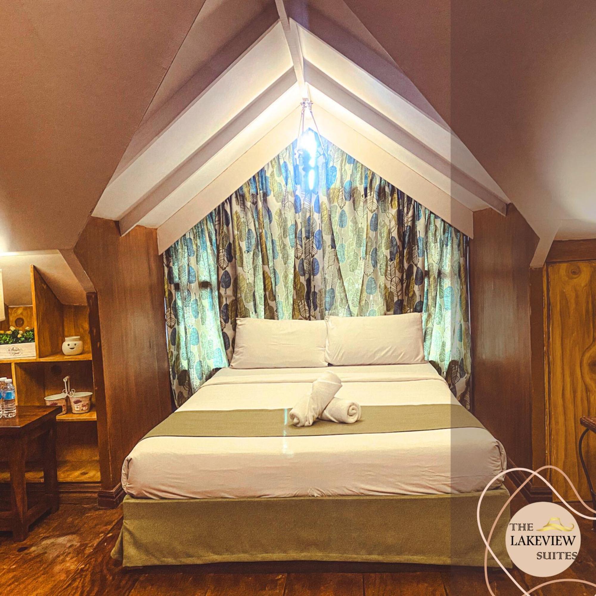 タガイタイ レイクビュー スイーツ バイ ココテル Bed & Breakfast エクステリア 写真