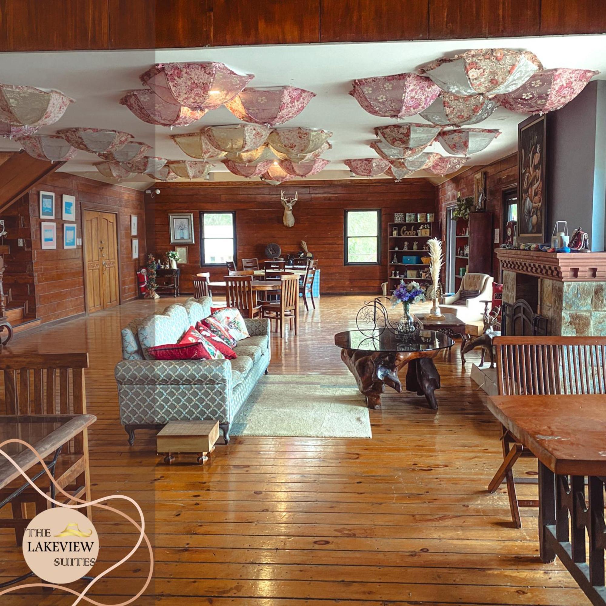 タガイタイ レイクビュー スイーツ バイ ココテル Bed & Breakfast エクステリア 写真