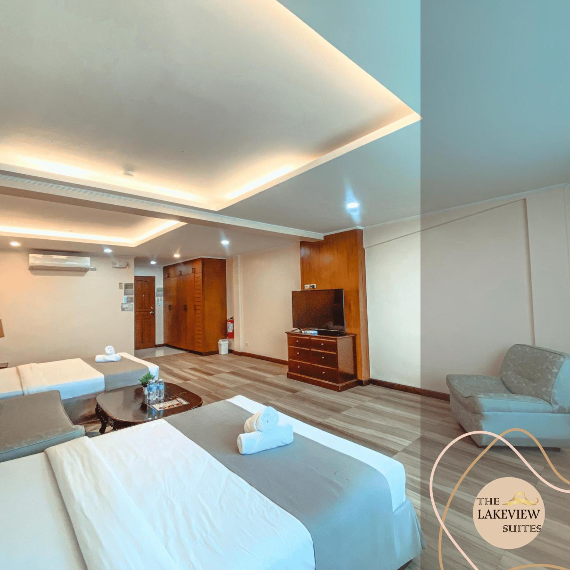 タガイタイ レイクビュー スイーツ バイ ココテル Bed & Breakfast エクステリア 写真